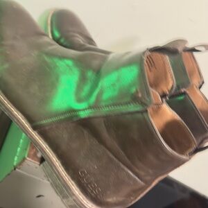 Stylish Two-Tone Ankle Boots -Guess